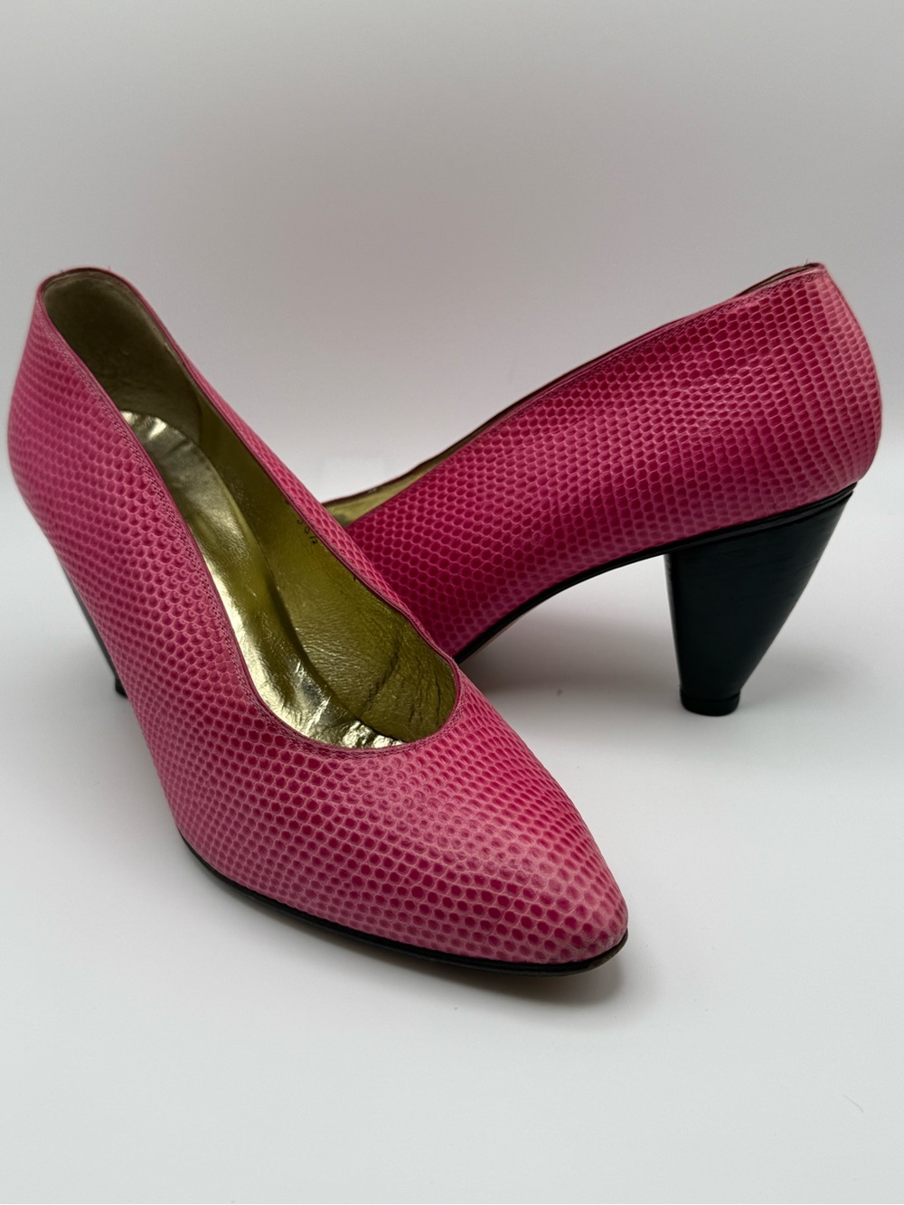 925-Walter Steiger Pink Textured Leather Pumps